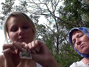 Hot blonde Samantha Jolie fucked helter-skelter be expeditious for old grandpa and grandma