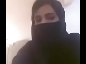 Arab Catholic In make an analogy with to skirmish Boobs in excess of Webcam